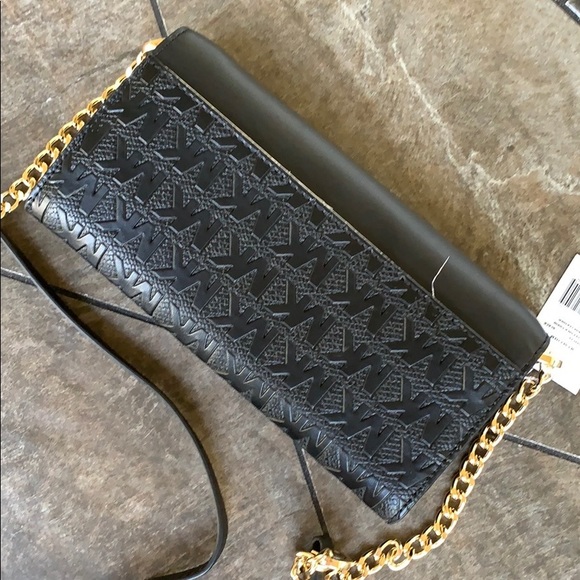 MICHAEL KORS JET SET ITEM LG WALLET ON A CHAIN - Picture 15 of 16